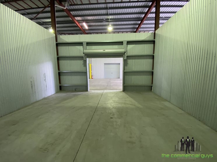 Click to view all images U2, Shed 3/29 Brewer St Clontarf QLD 4019 - Image 3