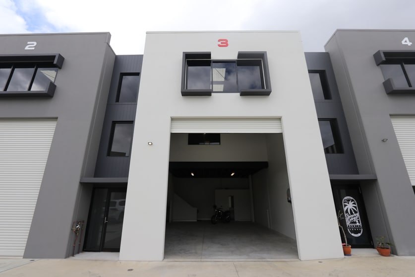 Click to view all images 3/3 Flagstone Drive Burleigh Heads QLD 4220 - Image 1