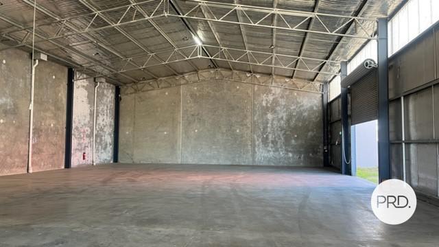 Click to view all images 8 Queen Street Wodonga VIC 3690 - Image 3
