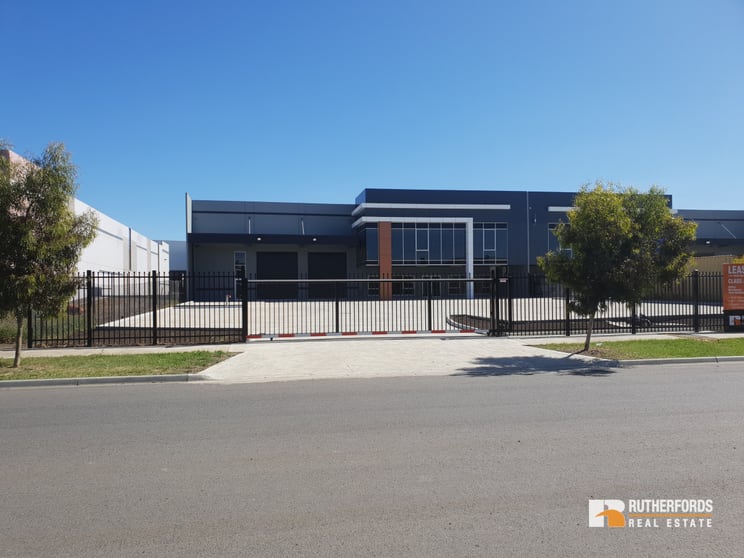 Click to view all images 41 Ricky Way Epping VIC 3076 - Image 1
