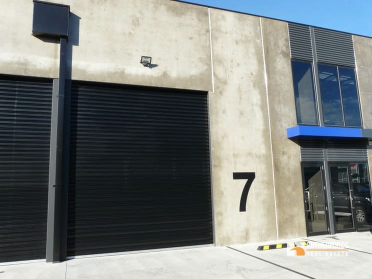 Click to view all images 7/2 Thomsons Road Keilor Park VIC 3042 - Image 1