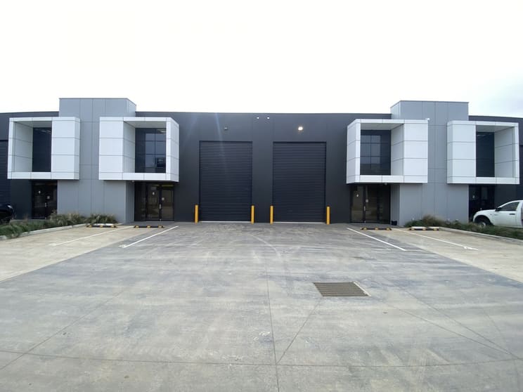 Click to view all images 4 & 6 Federation Road Dandenong South VIC 3175 - Image 1