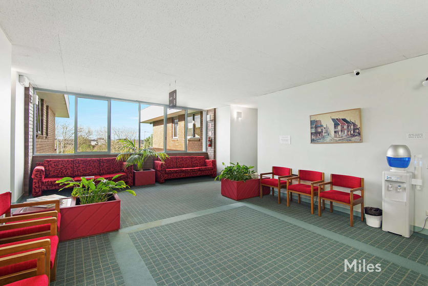 Suite 9/210 Burgundy Street Heidelberg VIC 3084 - Image 2