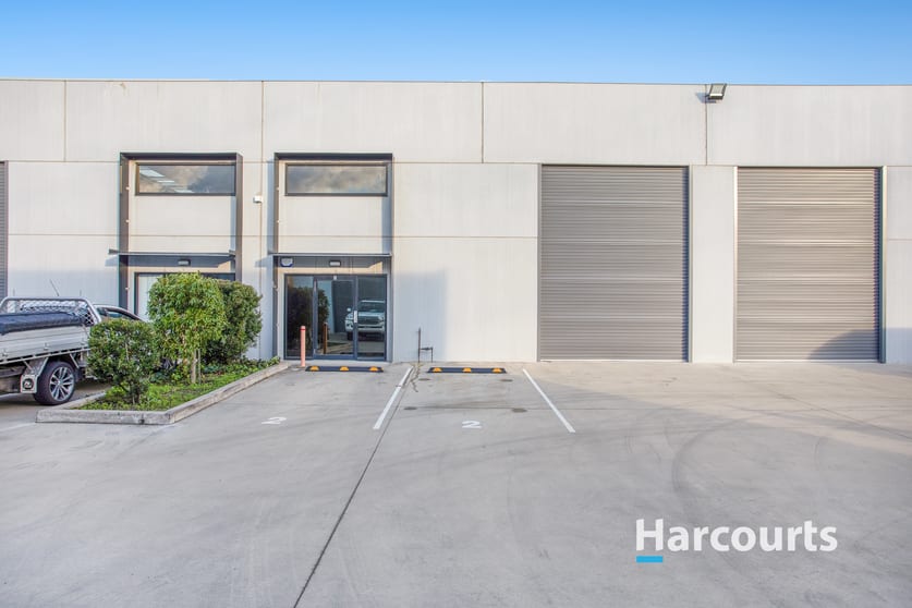Click to view all images 2/3 Edge Street Boolaroo NSW 2284 - Image 2