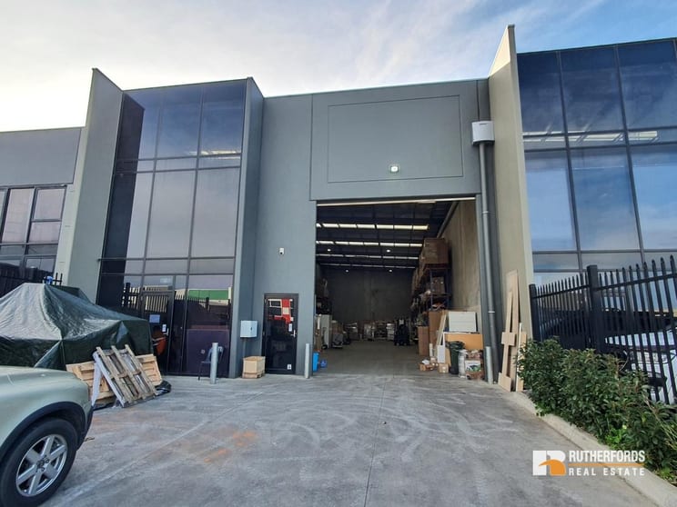 Click to view all images 1/7 Telley Street Ravenhall VIC 3023 - Image 1