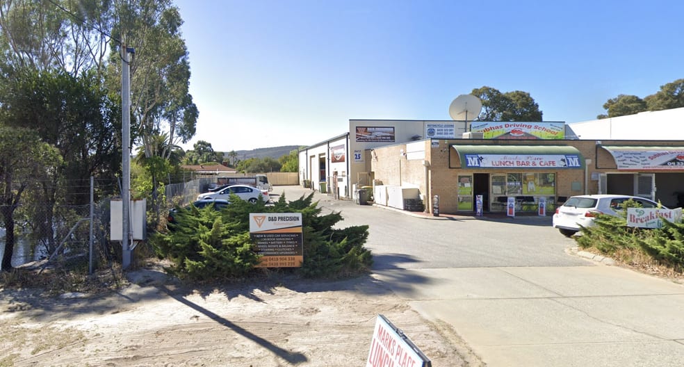 4/25 Gillam Dr Kelmscott WA 6111 - Image 1