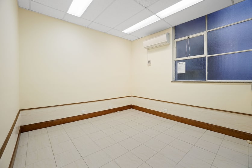 Click to view all images 12/229 Macquarie Street Sydney NSW 2000 - Image 3