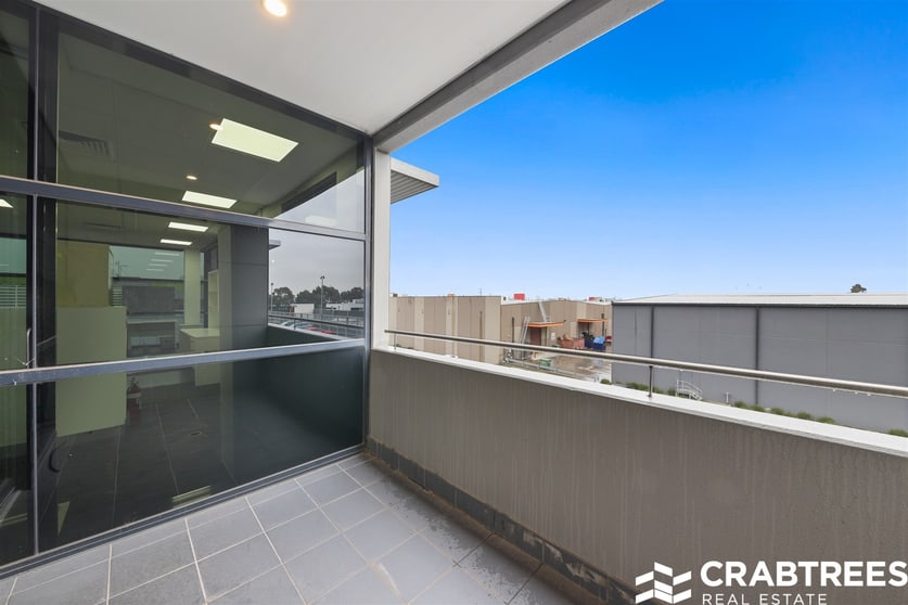 Click to view all images 10/13 Corporate Drive Heatherton VIC 3202 - Image 3
