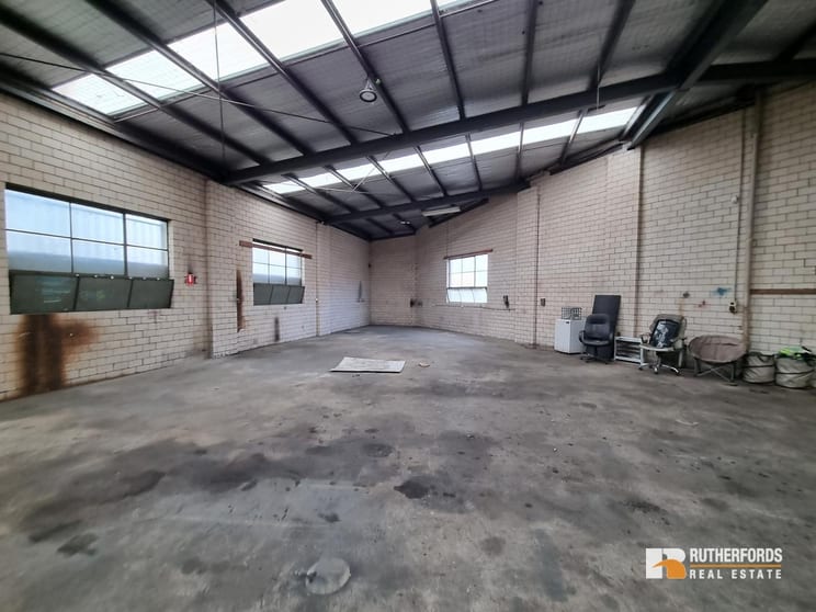 Click to view all images 5/85 Somerset Road Campbellfield VIC 3061 - Image 2