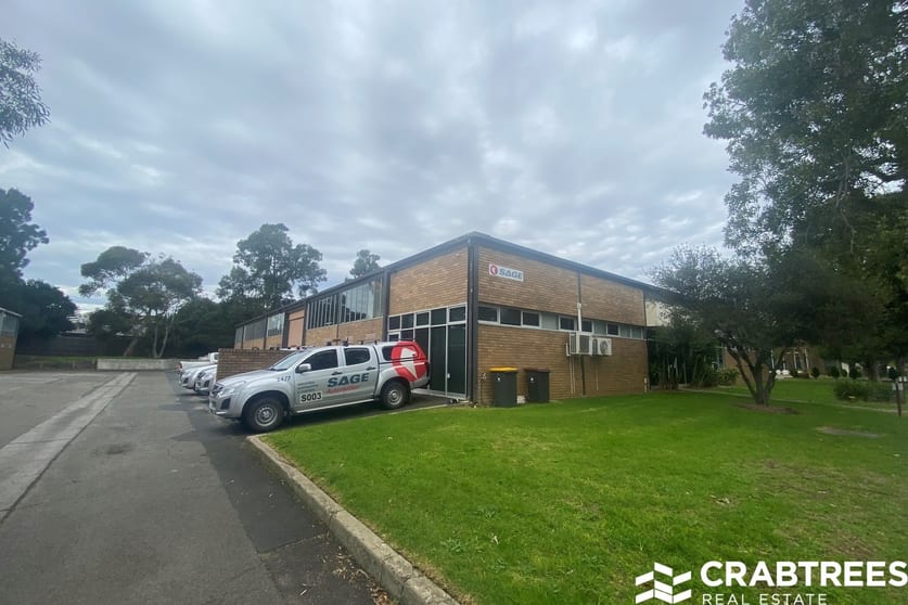 Click to view all images 43 Glenvale Crescent Mulgrave VIC 3170 - Image 1
