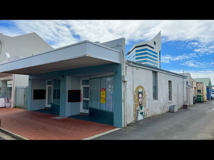 Click to view all images 40 Wellington Street Bunbury WA 6230 - Image 2
