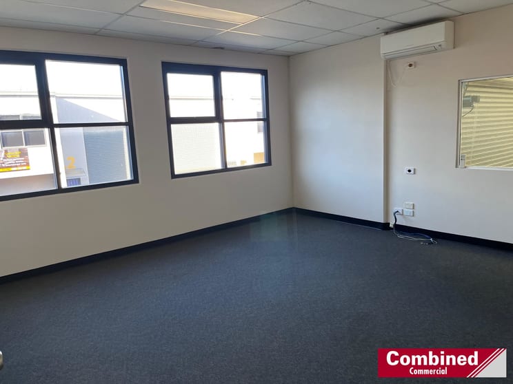 Click to view all images K2/5-7 Hepher Road Campbelltown NSW 2560 - Image 2