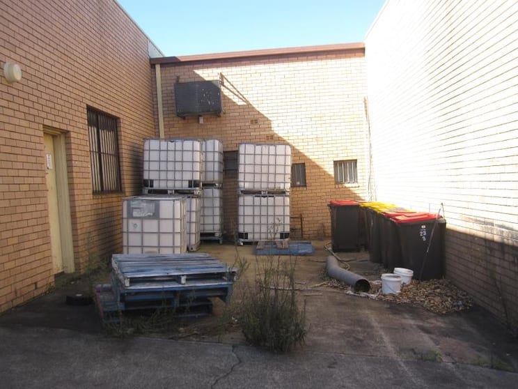 Click to view all images Unit 4/21-23 Charlescotte Ave Punchbowl NSW 2196 - Image 3
