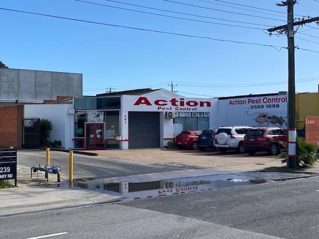 Click to view all images 241 Boundary Road Mordialloc VIC 3195 - Image 2