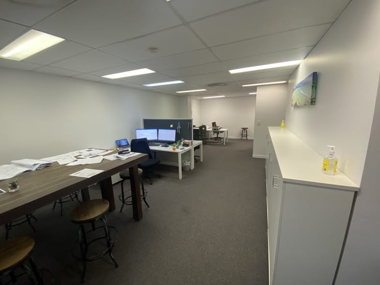 Click to view all images 4/789 Kingsford Smith Drive Eagle Farm QLD 4009 - Image 3