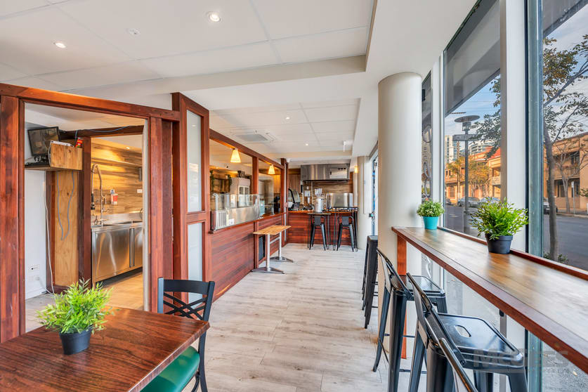 Click to view all images 1/288 Waymouth Street Adelaide SA 5000 - Image 1