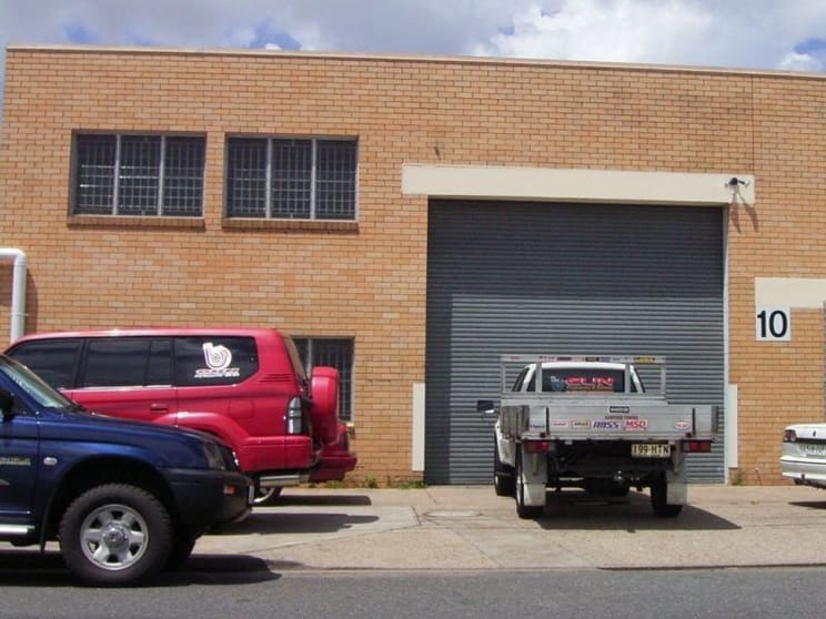 Click to view all images Stafford QLD 4053 - Image 1