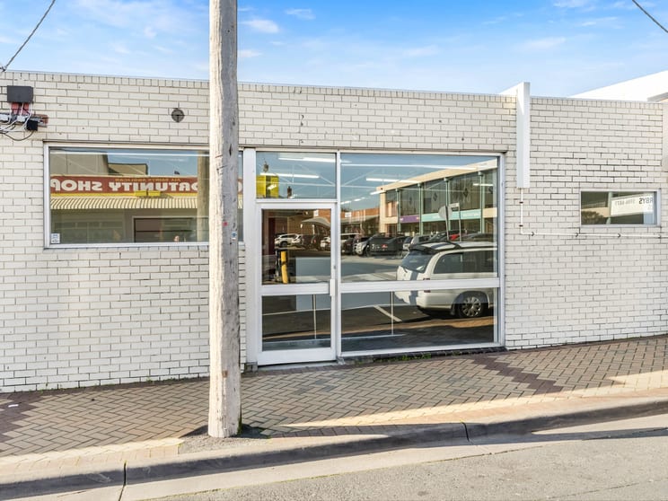Click to view all images 13 - 15 Ninth Avenue Rosebud VIC 3939 - Image 1