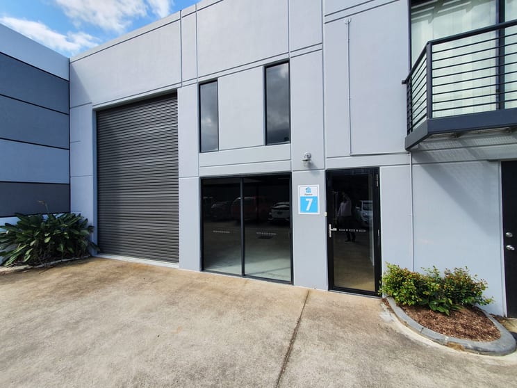 Click to view all images Burleigh Heads QLD 4220 - Image 1