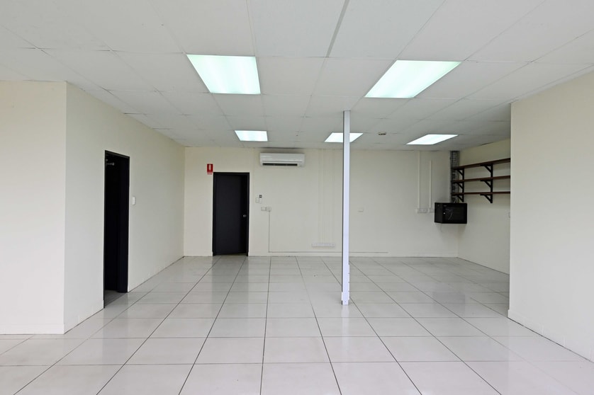Click to view all images 2/418 Stuart Highway Winnellie NT 0820 - Image 2