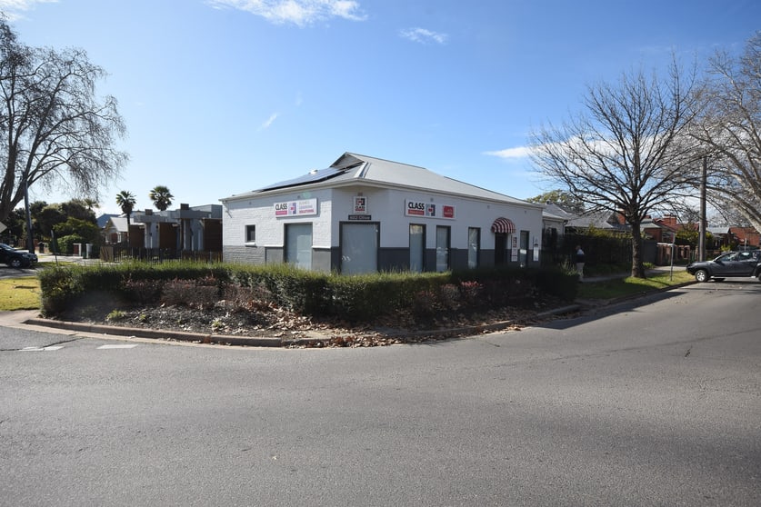 Click to view all images 602 Olive Street Albury NSW 2640 - Image 1