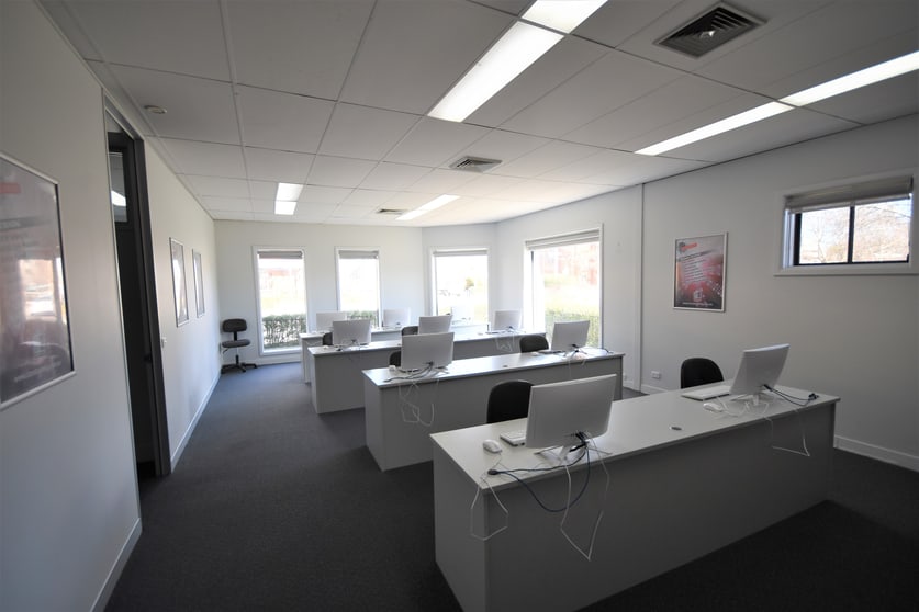 Click to view all images 602 Olive Street Albury NSW 2640 - Image 3