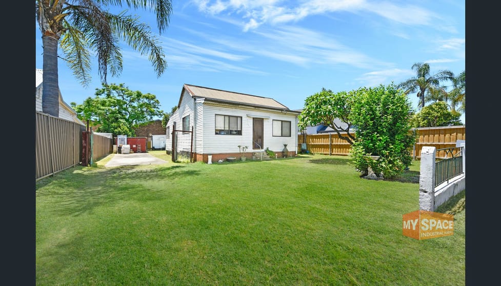 Click to view all images 101 Asquith Street Silverwater NSW 2128 - Image 3