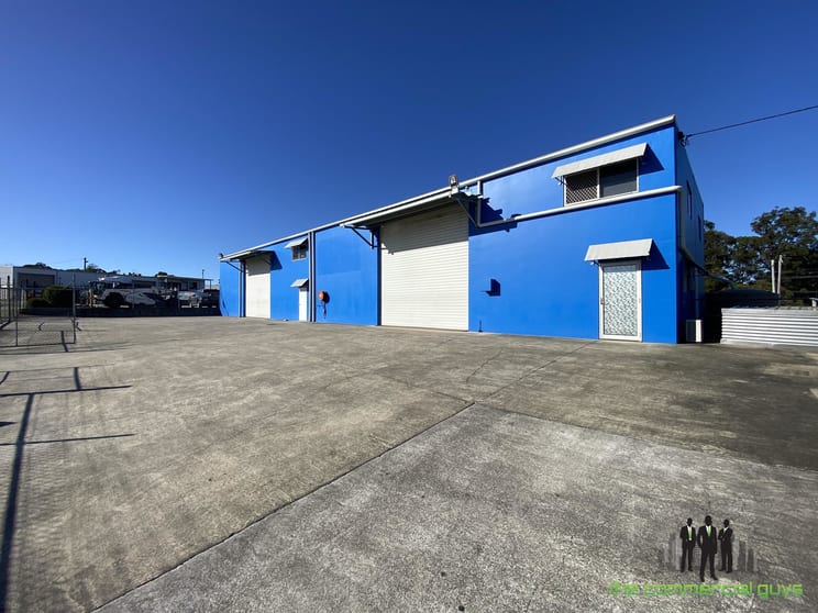 Click to view all images 2 Andrew Campbell Dr Narangba QLD 4504 - Image 1