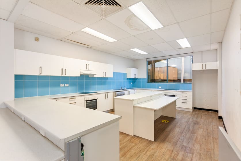 Click to view all images 9 Second Avenue Blacktown NSW 2148 - Image 3