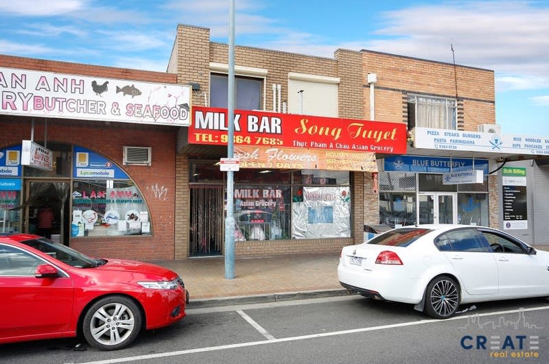 Click to view all images 99 Glengala Road Sunshine West VIC 3020 - Image 2