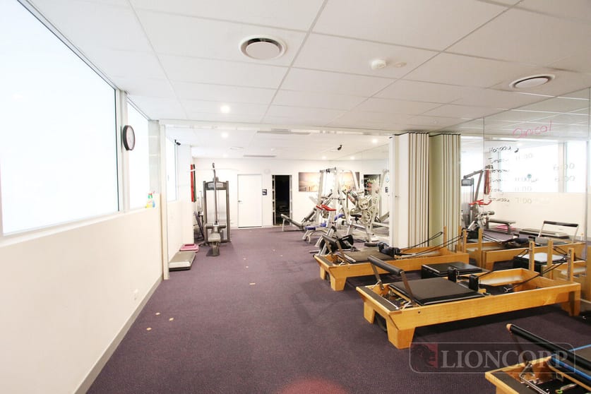 Click to view all images Calamvale QLD 4116 - Image 2