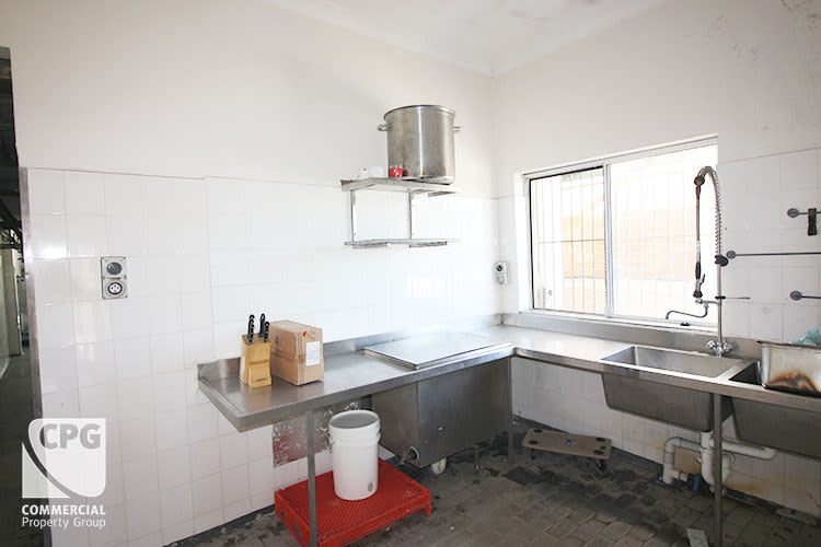 Click to view all images 253 Wardell Road Marrickville NSW 2204 - Image 2