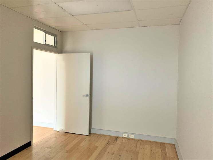 Suite 2/115-117 South Terrace Fremantle WA 6160 - Image 3