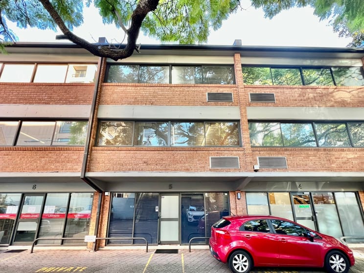 Click to view all images 83 George St Parramatta NSW 2150 - Image 2