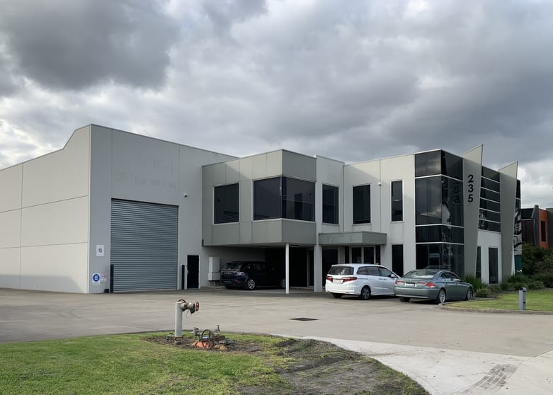 Click to view all images 235-239 Abbotts Road Dandenong VIC 3175 - Image 1