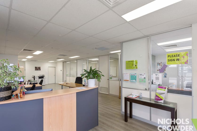 Click to view all images 273 Boundary Road Mordialloc VIC 3195 - Image 2