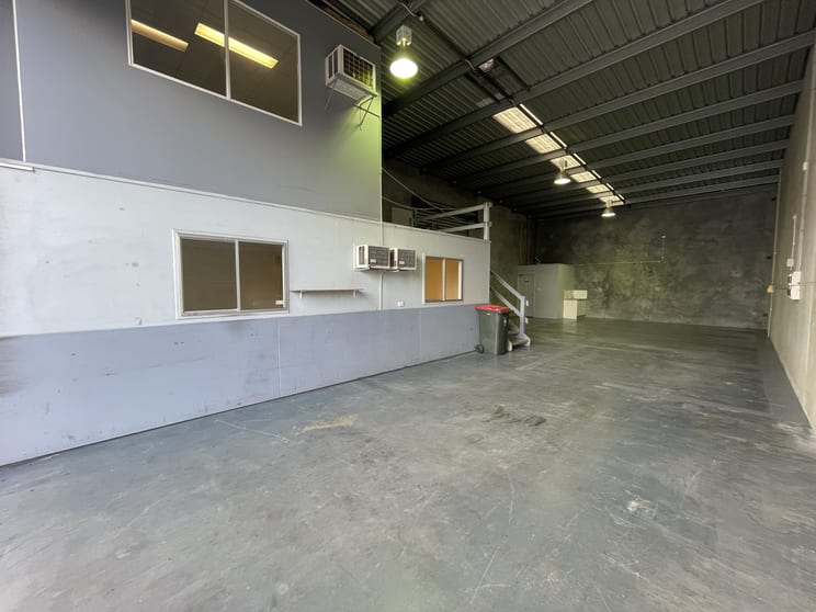 Click to view all images 3/55 Collinsvale Street Rocklea QLD 4106 - Image 3