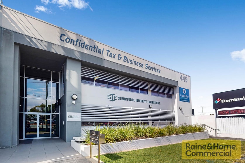 Click to view all images 3/449 Gympie Road Kedron QLD 4031 - Image 1