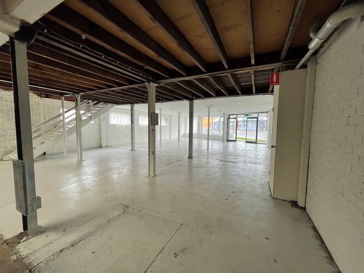 Click to view all images 428B Princes Highway Corrimal NSW 2518 - Image 3