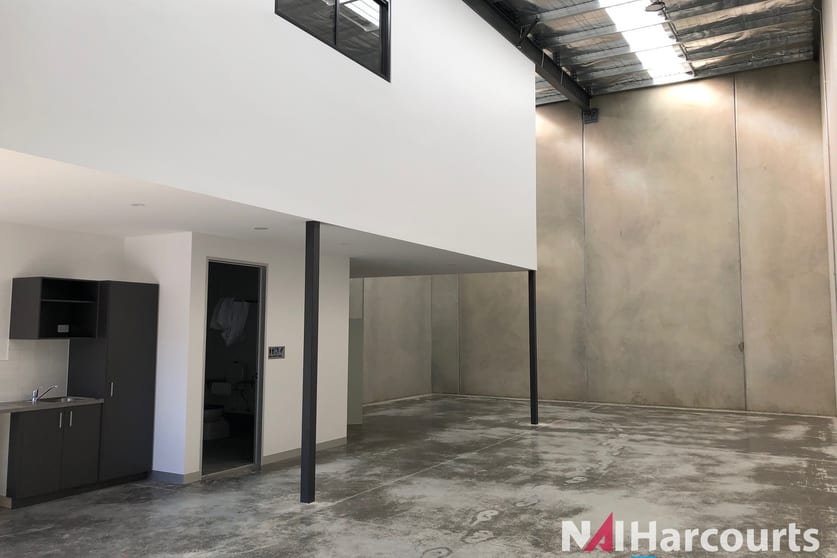 10/20 Keon Parade Thomastown VIC 3074 - Image 2