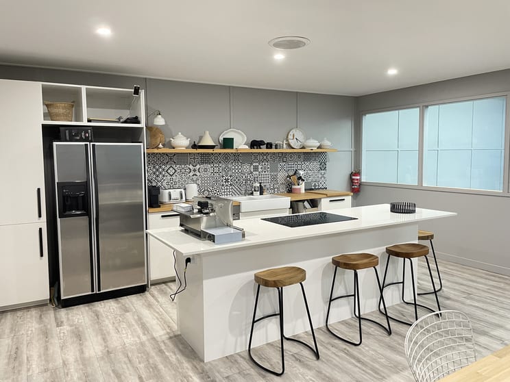 Click to view all images 38/13 Levanswell Road Moorabbin VIC 3189 - Image 3