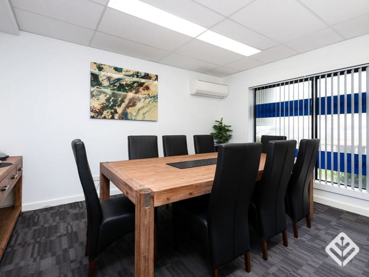 Click to view all images 88 Marine Terrace Fremantle WA 6160 - Image 3