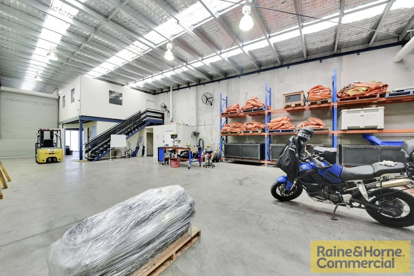 Click to view all images 6/31 Brownlee Street Pinkenba QLD 4008 - Image 2