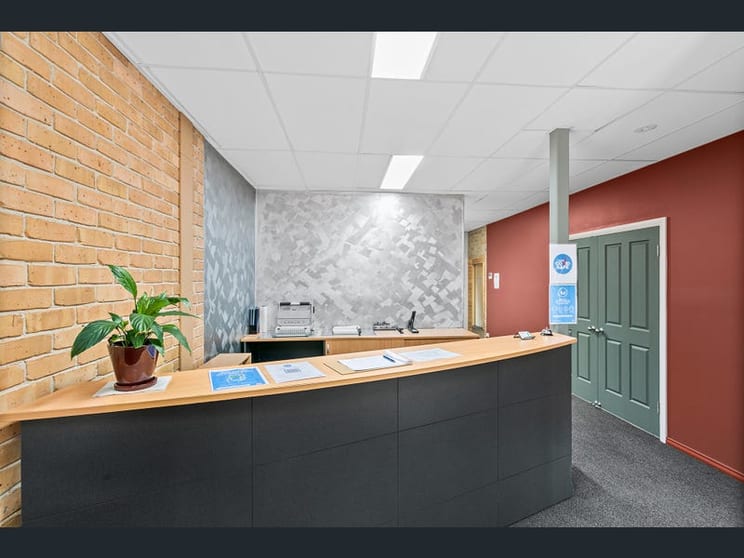 Click to view all images 1/116 Corrimal Street Wollongong NSW 2500 - Image 3