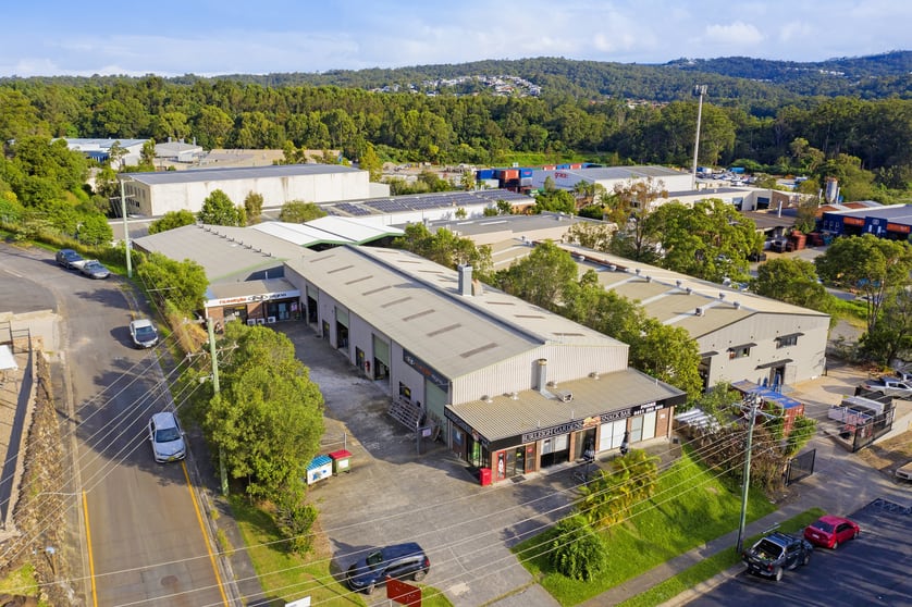 Click to view all images 5 Ern Harley Drive Burleigh Heads QLD 4220 - Image 2