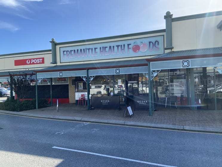 Click to view all images 24/219 Hampton Road South Fremantle WA 6162 - Image 3
