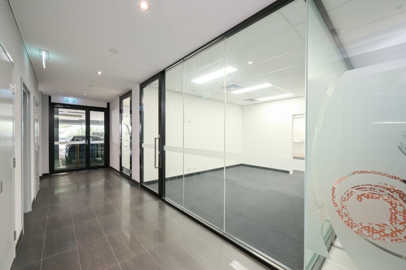 Click to view all images 8A/180 Scarborough Beach Road Mount Hawthorn WA 6016 - Image 2