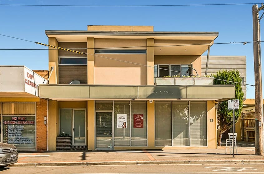 Click to view all images 32 Brewer Road Bentleigh VIC 3204 - Image 2