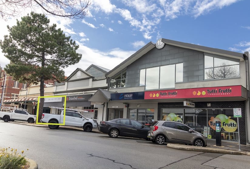 Click to view all images 1/19 Essex Street Fremantle WA 6160 - Image 3