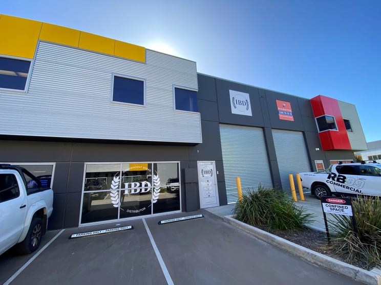 Click to view all images 21/18 Wurrook Circuit Caringbah NSW 2229 - Image 3